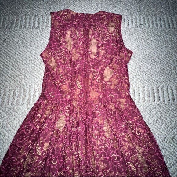 Michael Michael Kors Lace Scalloped Dress - Sz 2 - Picture 14 of 16